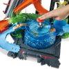 Hot Wheels Ultimate Gator Car Wash Play Set With Color Shifters Car