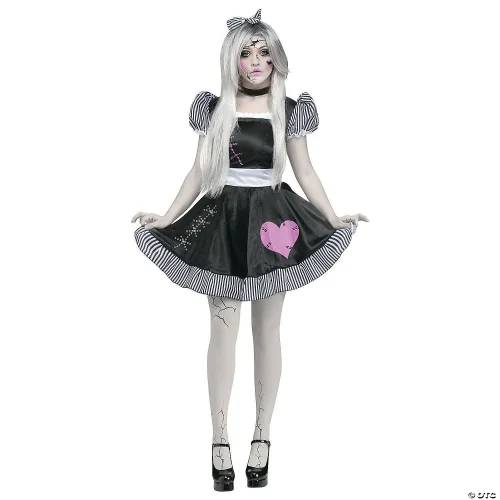 Flirty Broken Doll